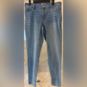 Tommy Bahama Jeans